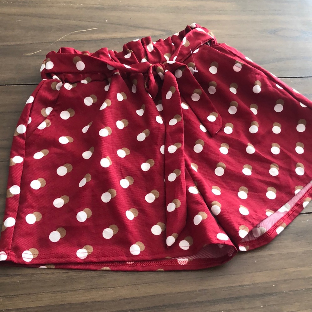 NWOT no brand shorts small*
